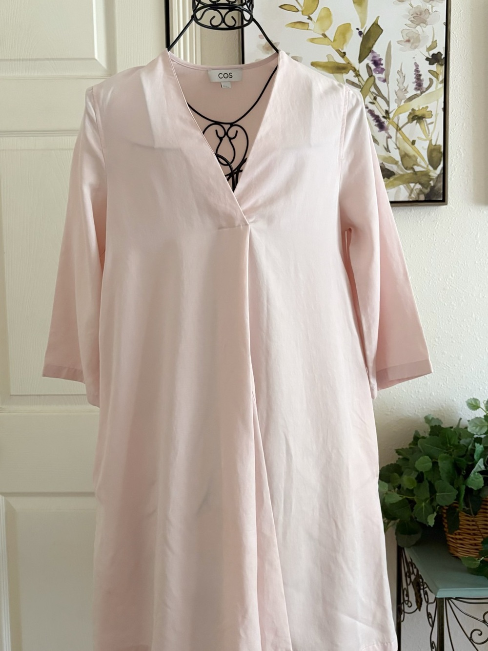 COS Light Blush V-Neck Tunic Top